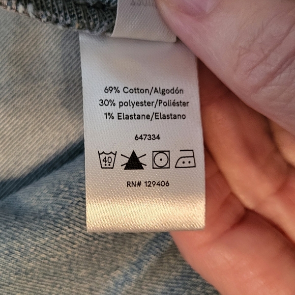 Venus Denim Short Sleeve Romper with Zip Front & Tie Waist, Size 8, Like New - Picture 7 of 9